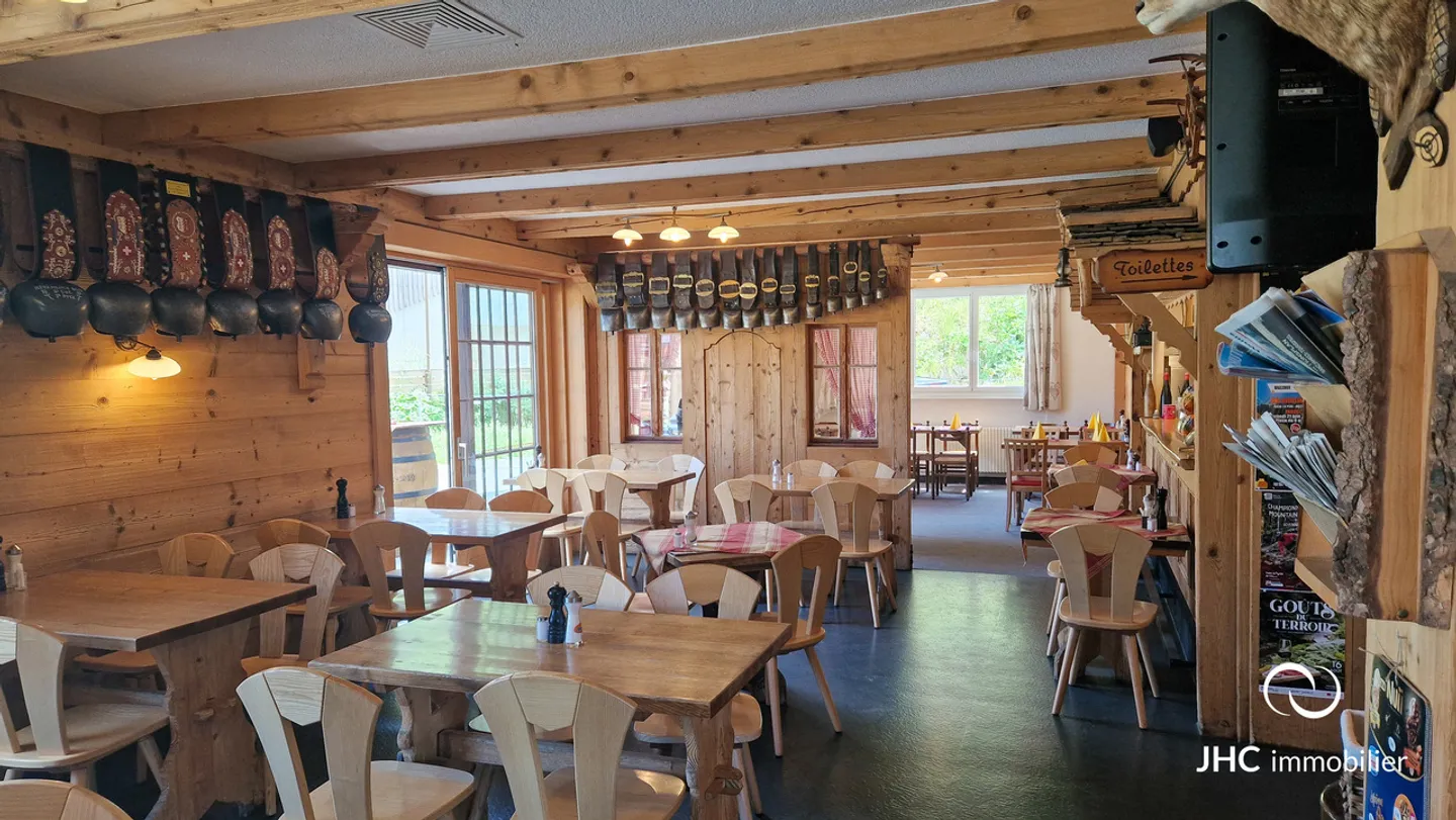 Restaurant - Photo 7 of 14
