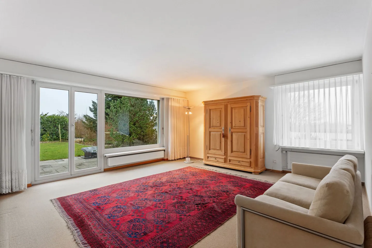 Posizione residenziale privilegiata a Dachsen - Vista panoramica inclusa! - Foto 7 di 14