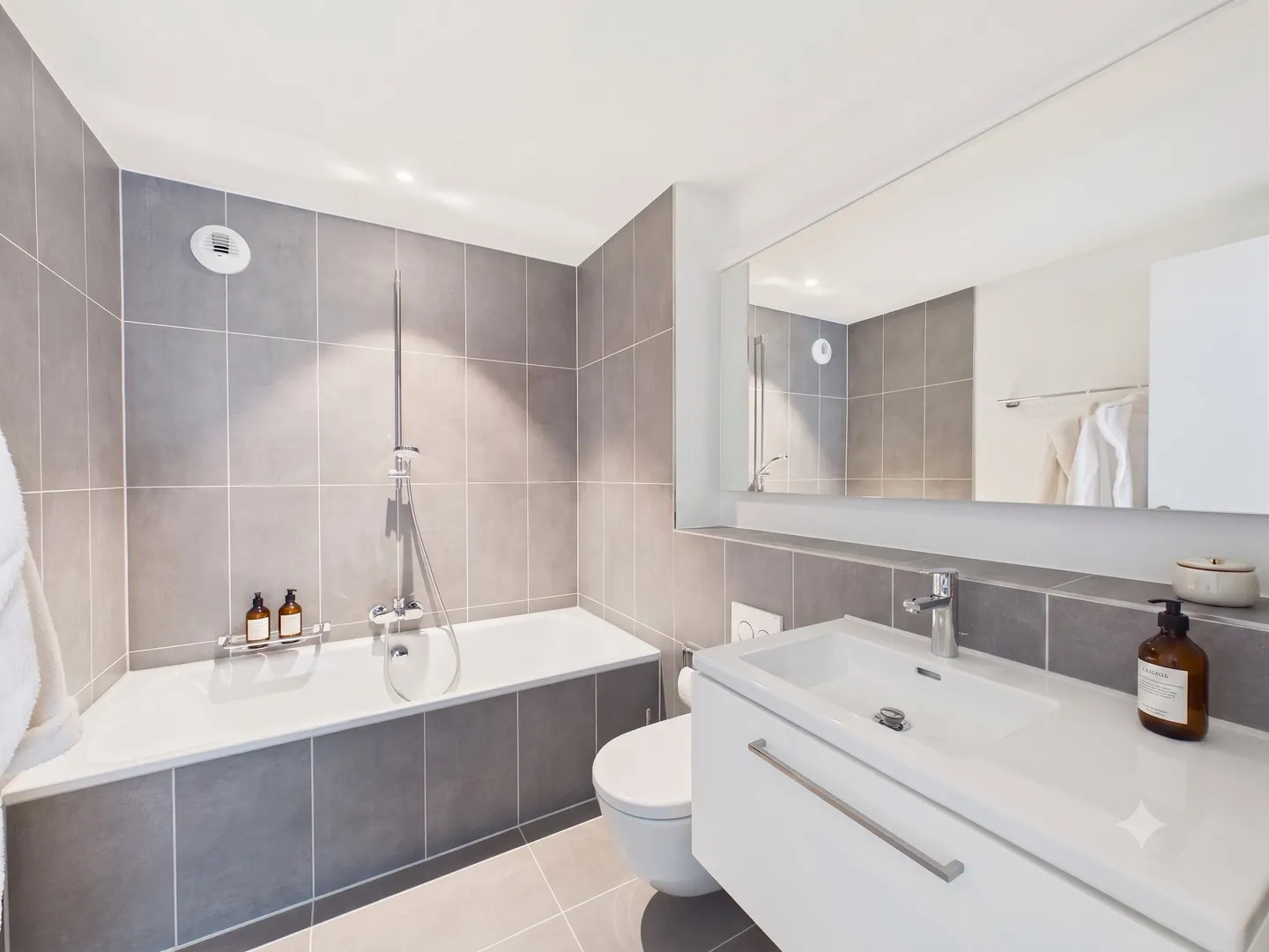 Modernes Apartment nahe dem Rheinfall - Foto 6 von 8