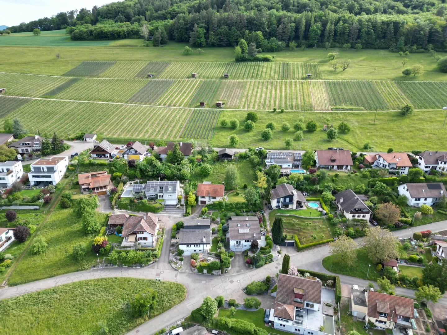 Terreno edificabile attraente in una zona residenziale privilegiata! - Foto 4 di 5