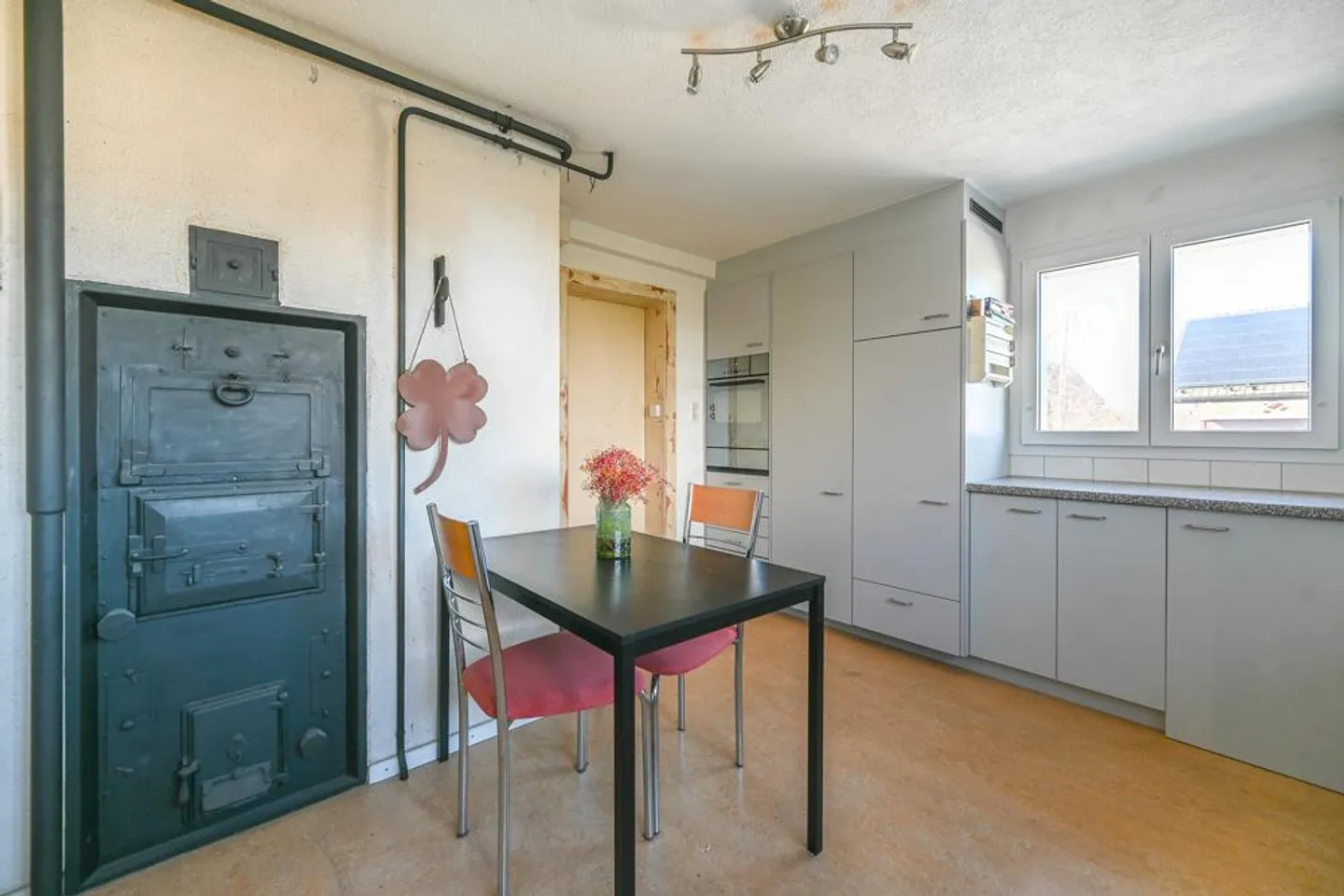 Propriété avec potentiel de développement dans un emplacement idyllique - Photo 4 sur 7