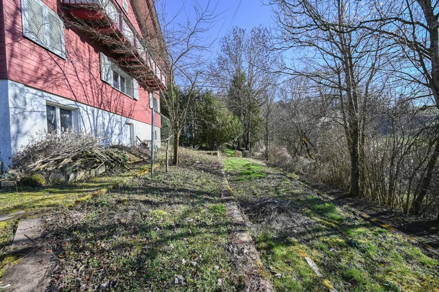 Propriété avec potentiel de développement dans un emplacement idyllique - Photo 5 sur 7