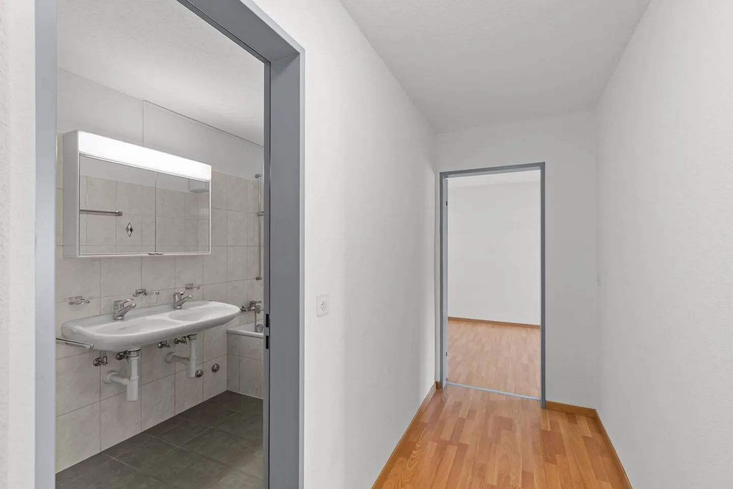 Geräumige Wohnung mit Grünblick - Foto 5 von 22