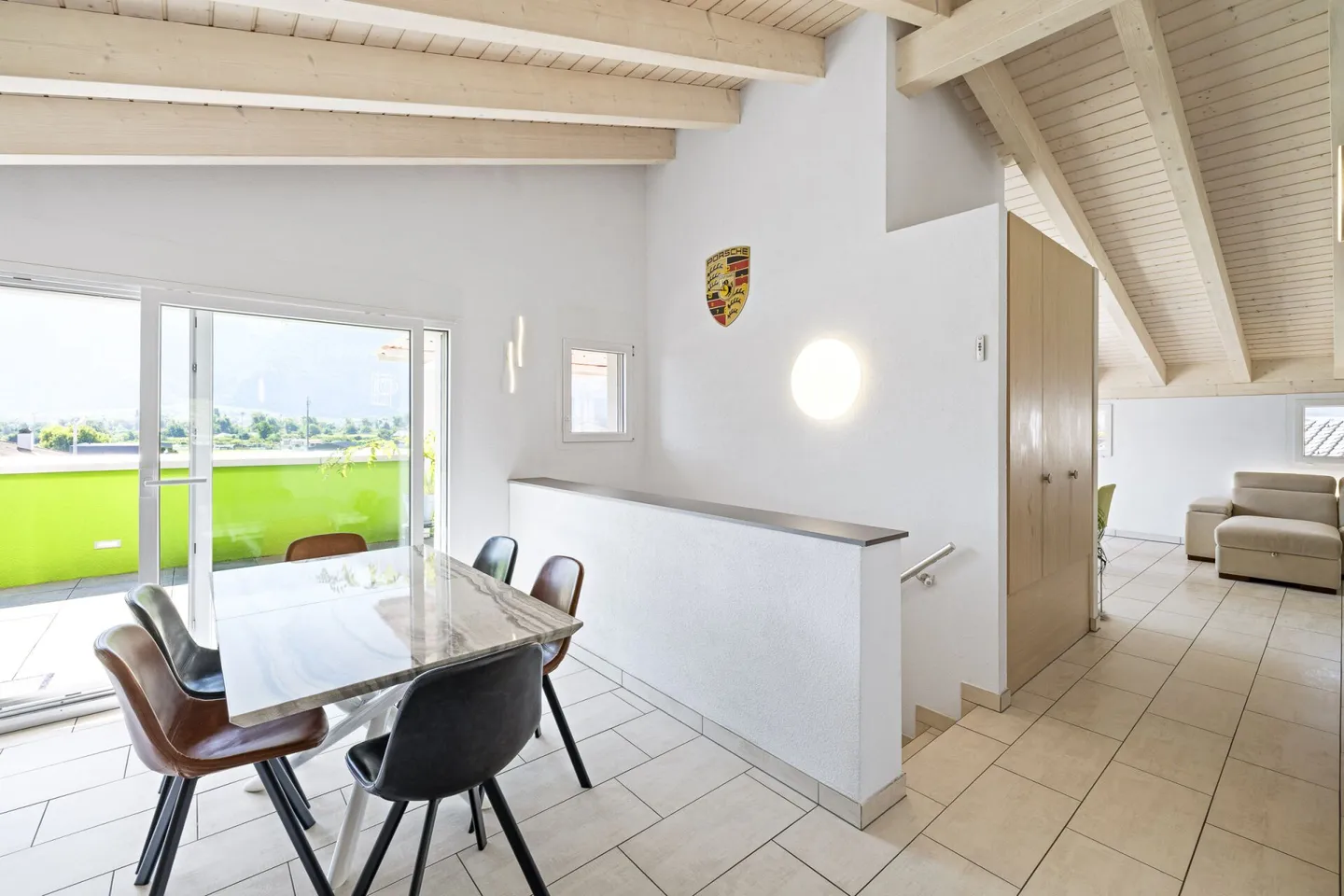 Geräumige 4,5-Zimmer-Penthouse von 146 m2 mit atemberaubendem Blick auf die Alpen - Foto 4 von 20