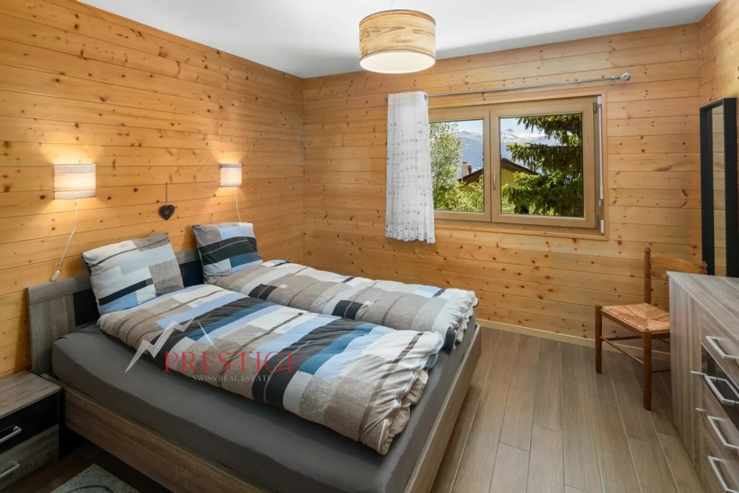 Bellissimo chalet con 4 camere da letto in affitto settimanale. - Foto 8 di 16