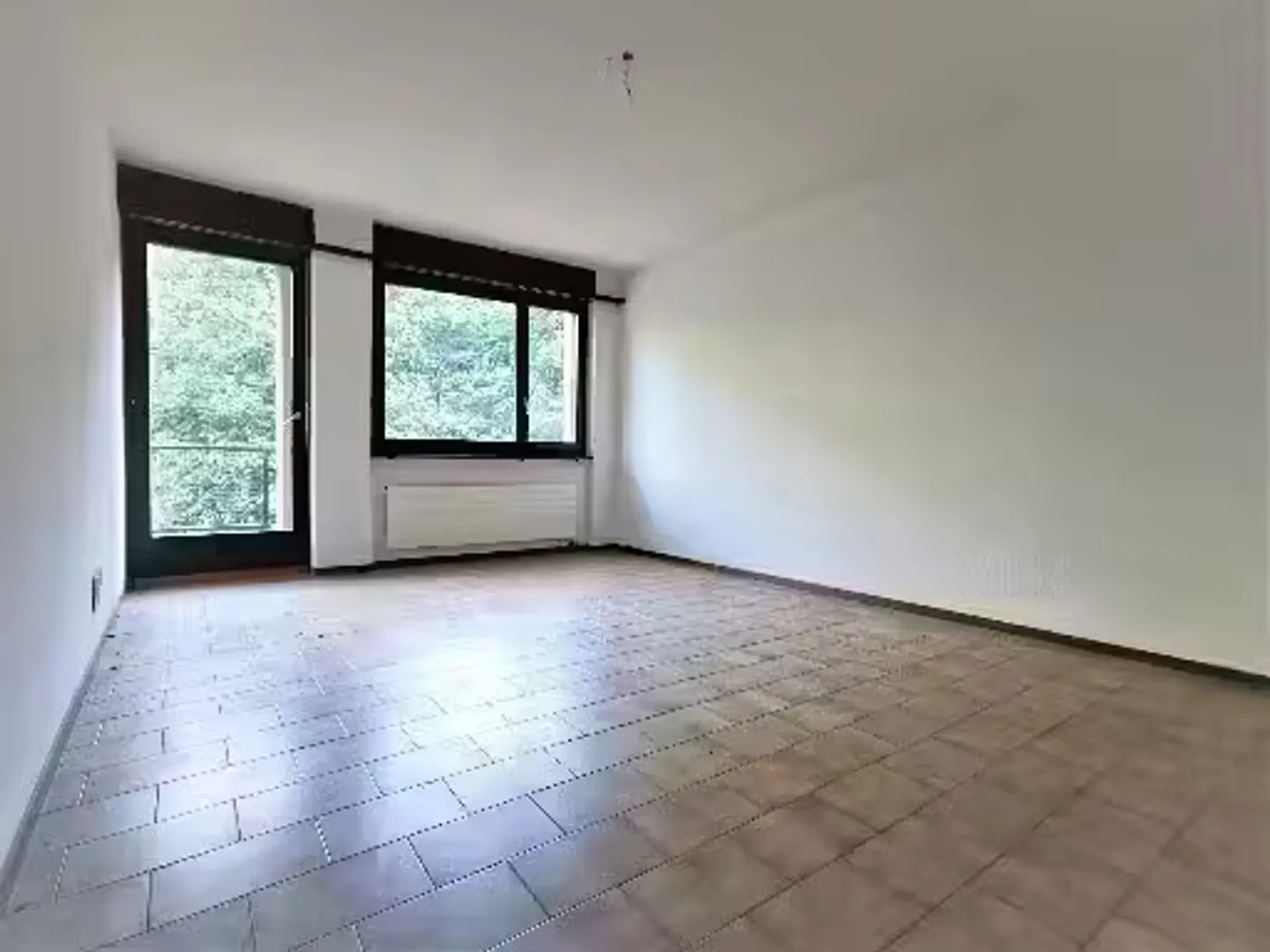 Einkommensgenerierendes Gebäude - Foto 1 von 3