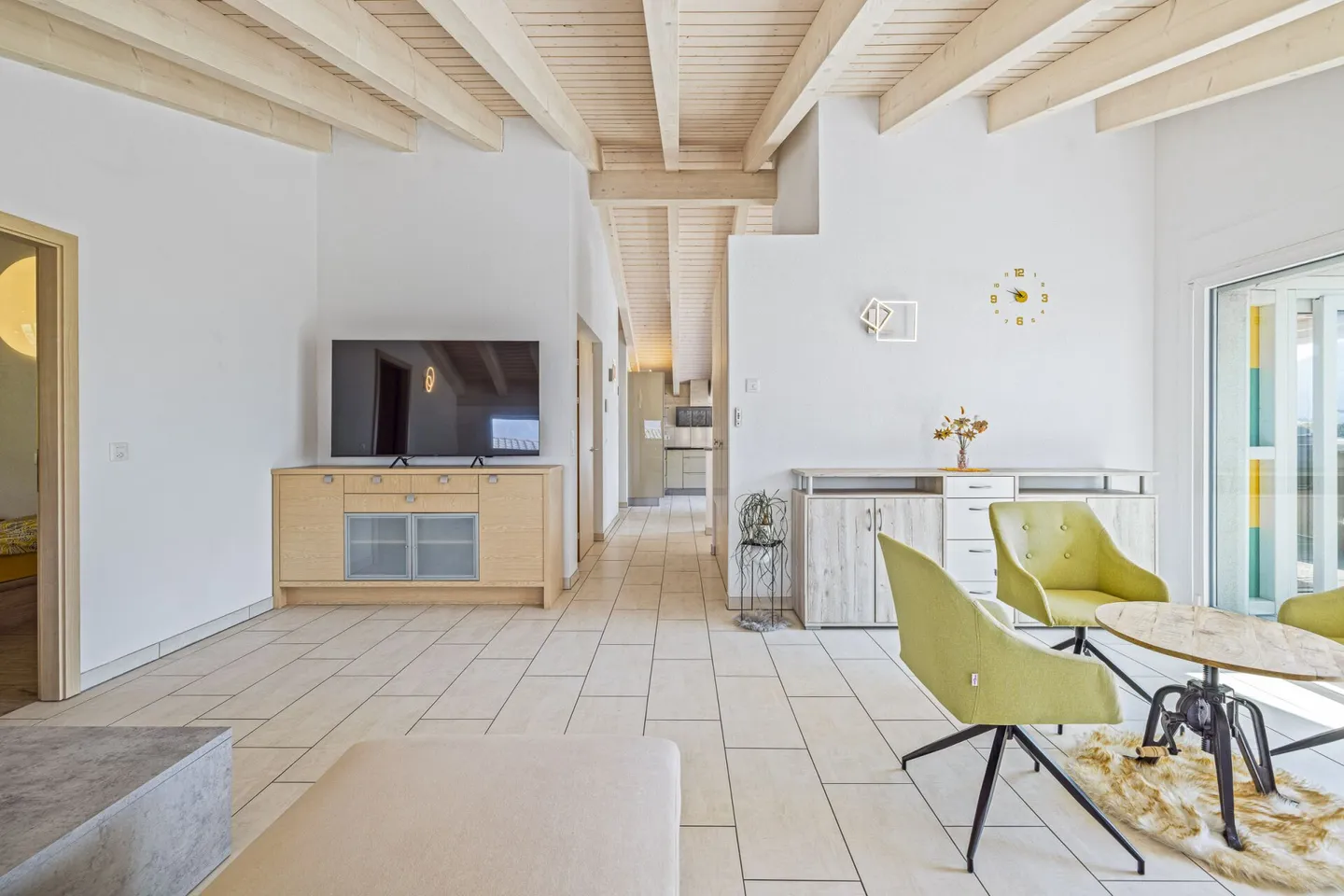 Geräumige 4,5-Zimmer-Penthouse von 146 m2 mit atemberaubendem Blick auf die Alpen - Foto 7 von 20