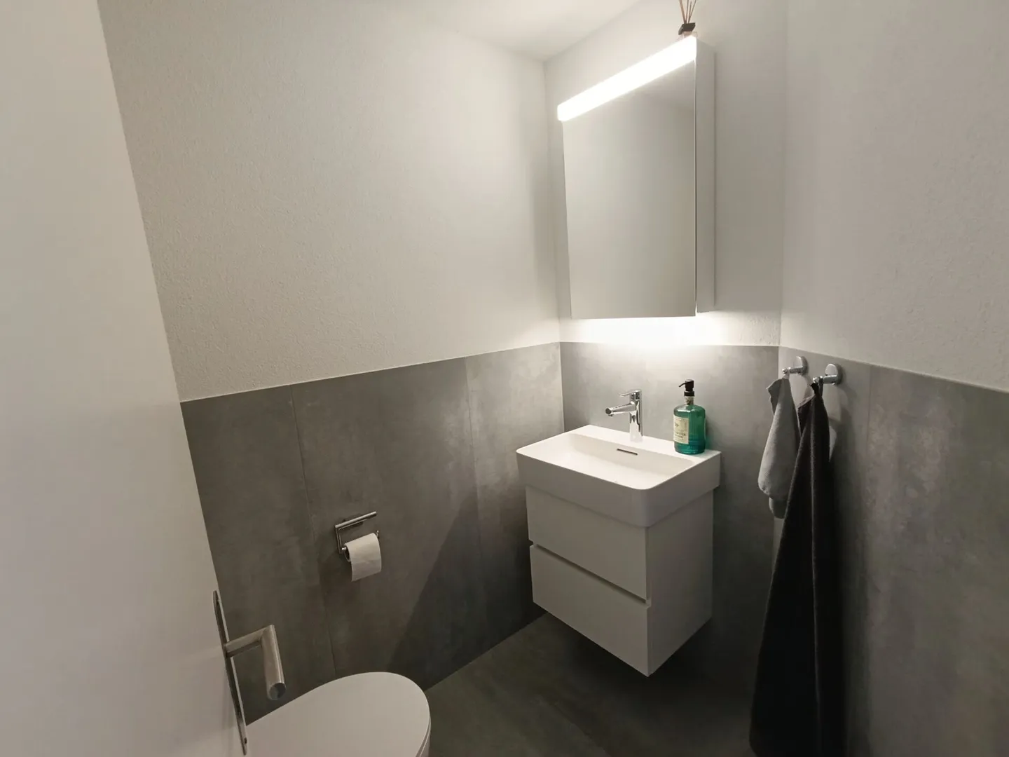 Casa spaziosa per tutta la famiglia! Casa bifamiliare di 5,5 stanze - Foto 13 di 18