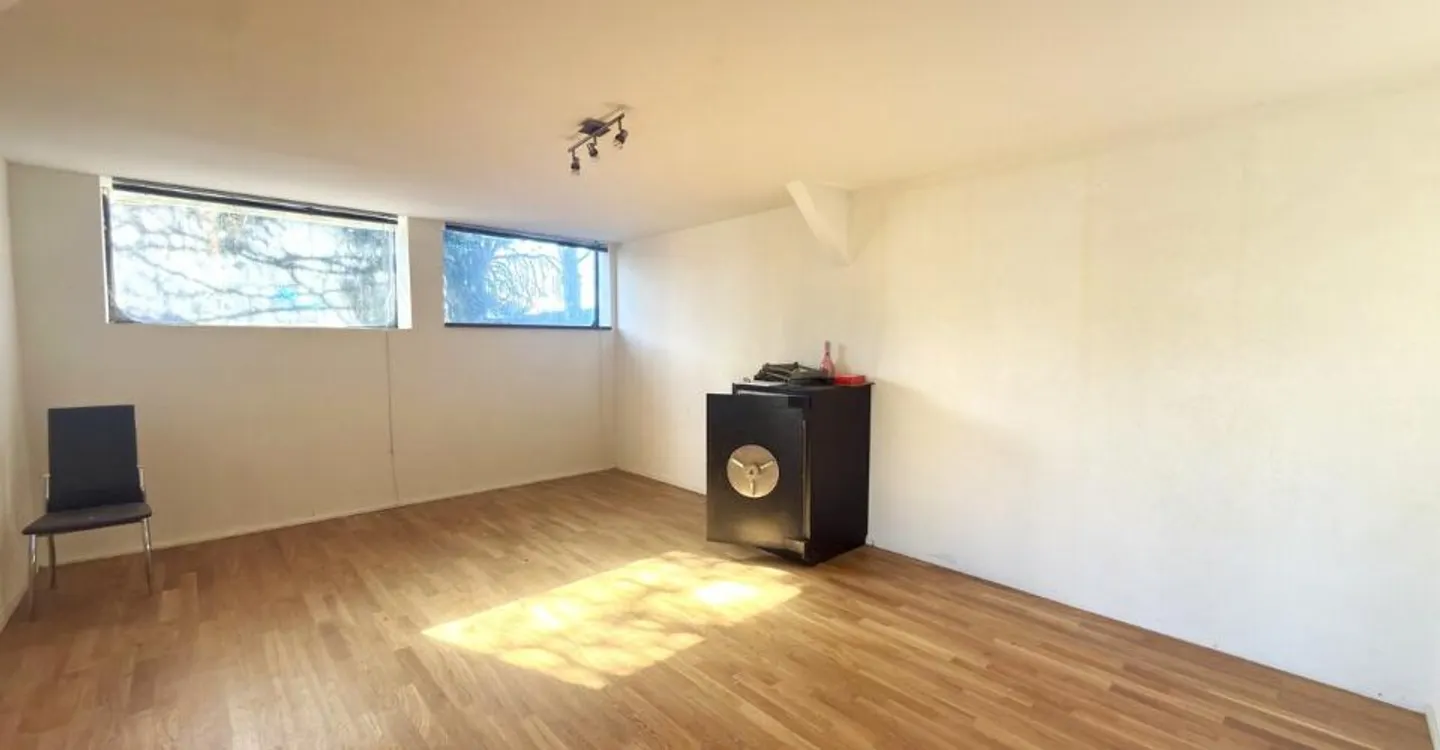 Espace Commercial à Forte Visibilité - Photo 10 sur 13