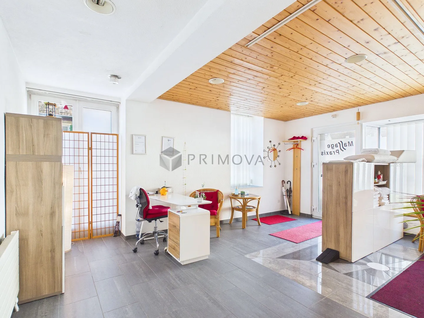 Residential and commercial building with development potential in Walenstadt - Photo 6 of 7