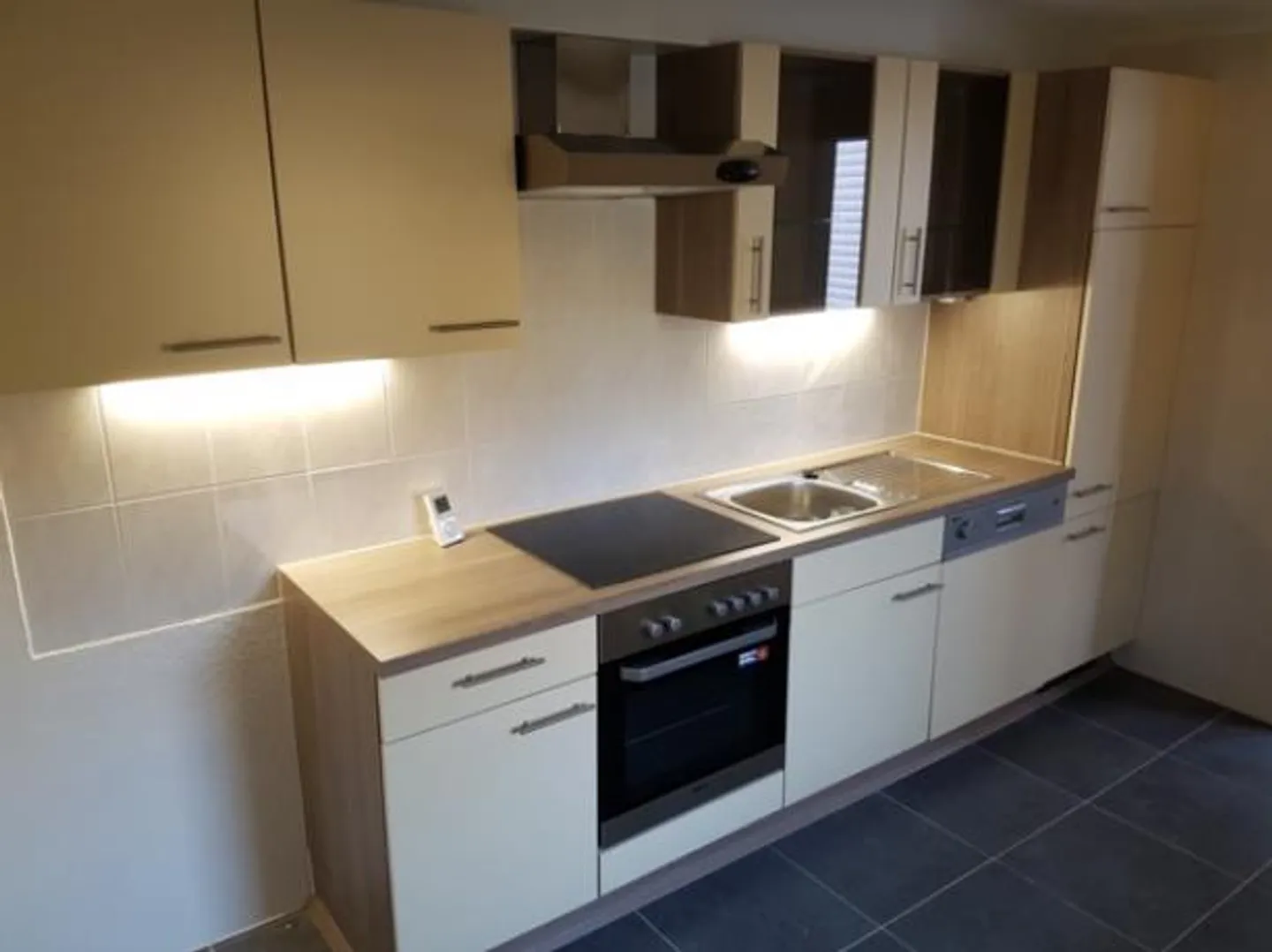 A house, many options, expandable to multi-family house, owner-occupied - Photo 7 of 16