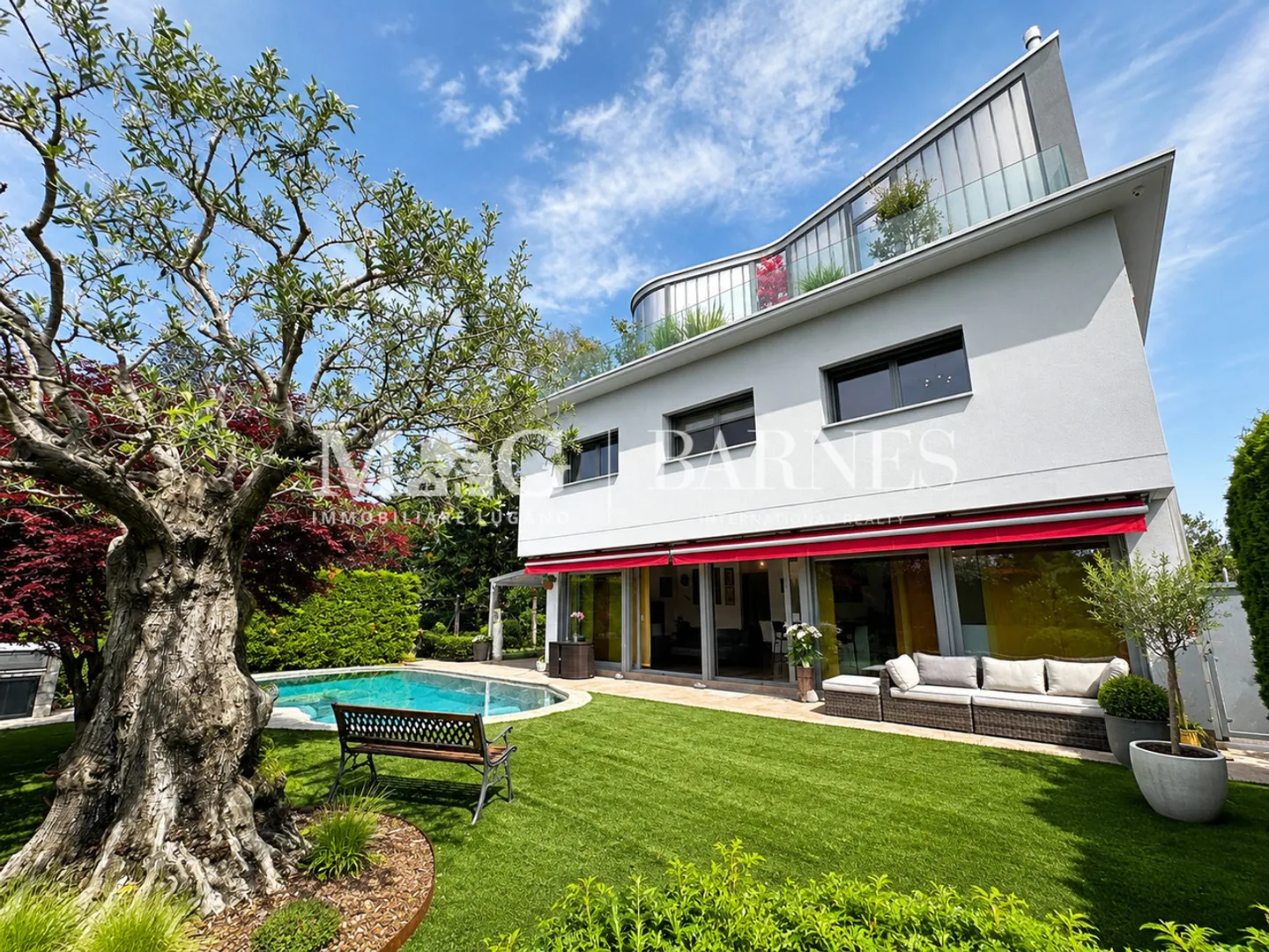 Mendrisio, Stabio: Large single-family house with garden and pool - Photo 18 of 18