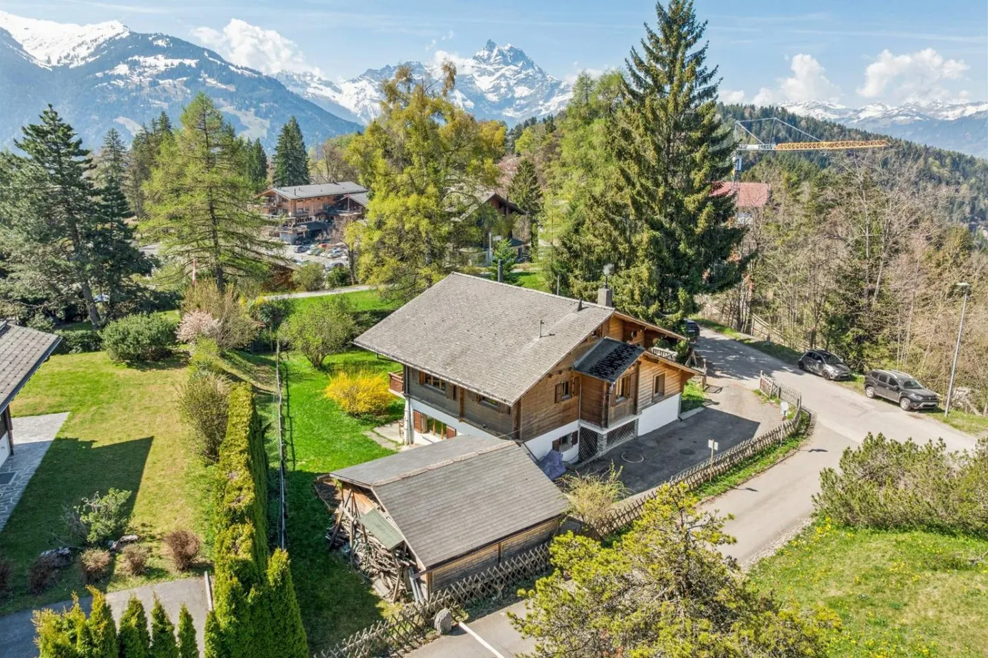 Family chalet and 3.5-room apartment, Barboleuse, Close to transport - Photo 1 of 11
