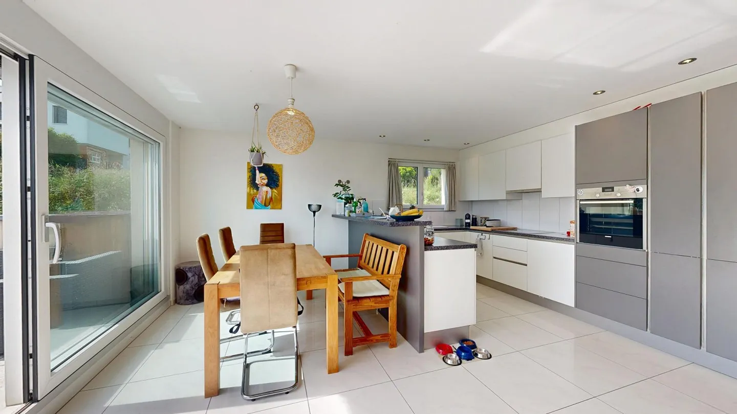 Dreamlike 3.5 Room Penthouse Apartment in Marbach - Photo 4 of 9