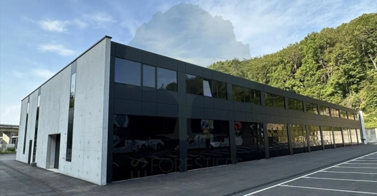 Deposit - Photo 2 of 8