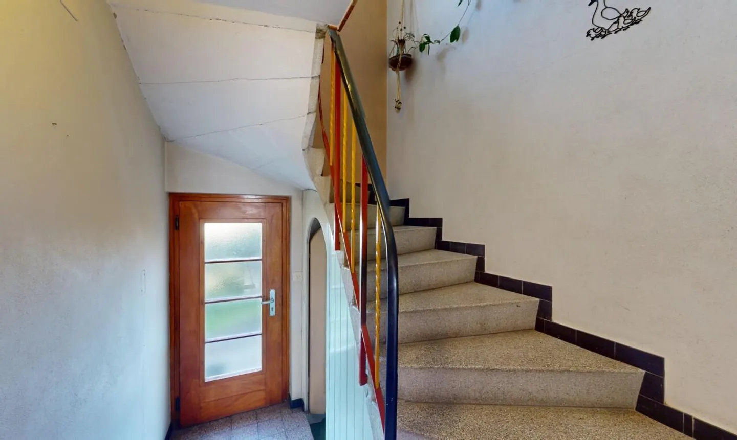 Incantevole casa bifamiliare con ampi spazi esterni - Foto 9 di 13