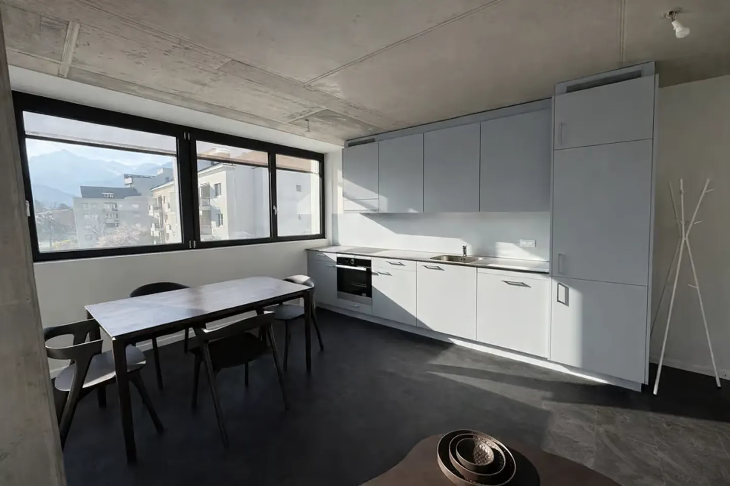 Zeitgenössische 3,5-Zimmer-Wohnung im 2. Stock - Foto 1 von 8