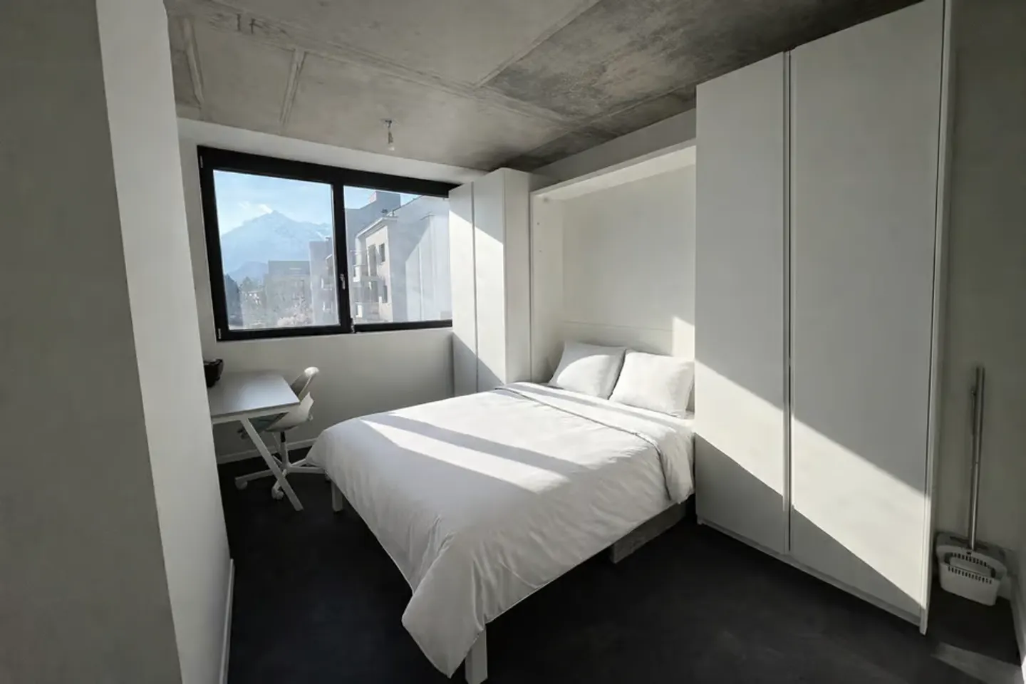 Zeitgenössische 3,5-Zimmer-Wohnung im 2. Stock - Foto 4 von 8