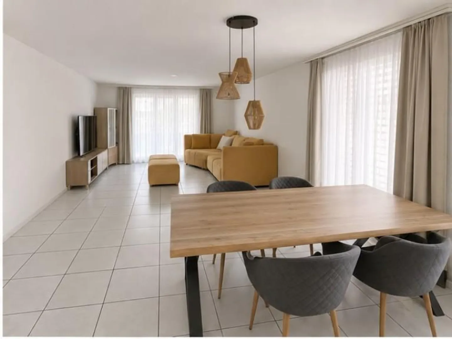 5.5 Room Apartment in a Family Neighborhood - Photo 1 of 11