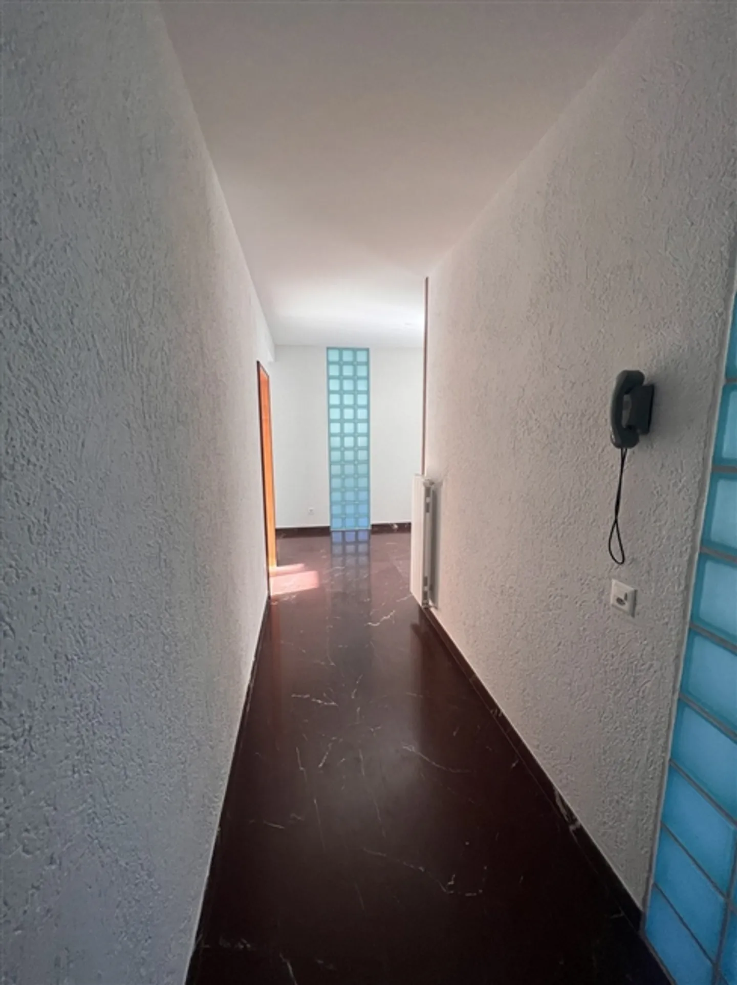 BRIGHT APARTMENT FOR RENT IN GORDUNO, 3.5 ROOMS - Photo 3 of 17