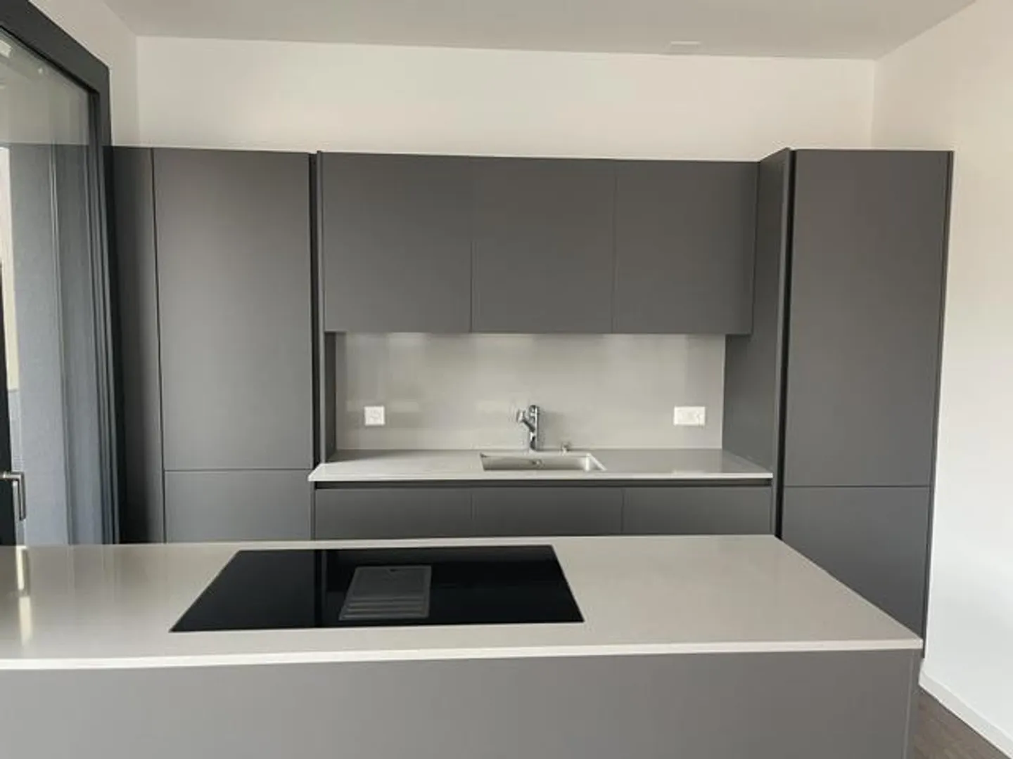 Geräumige Wohnung mit großer Terrasse - Foto 6 von 10