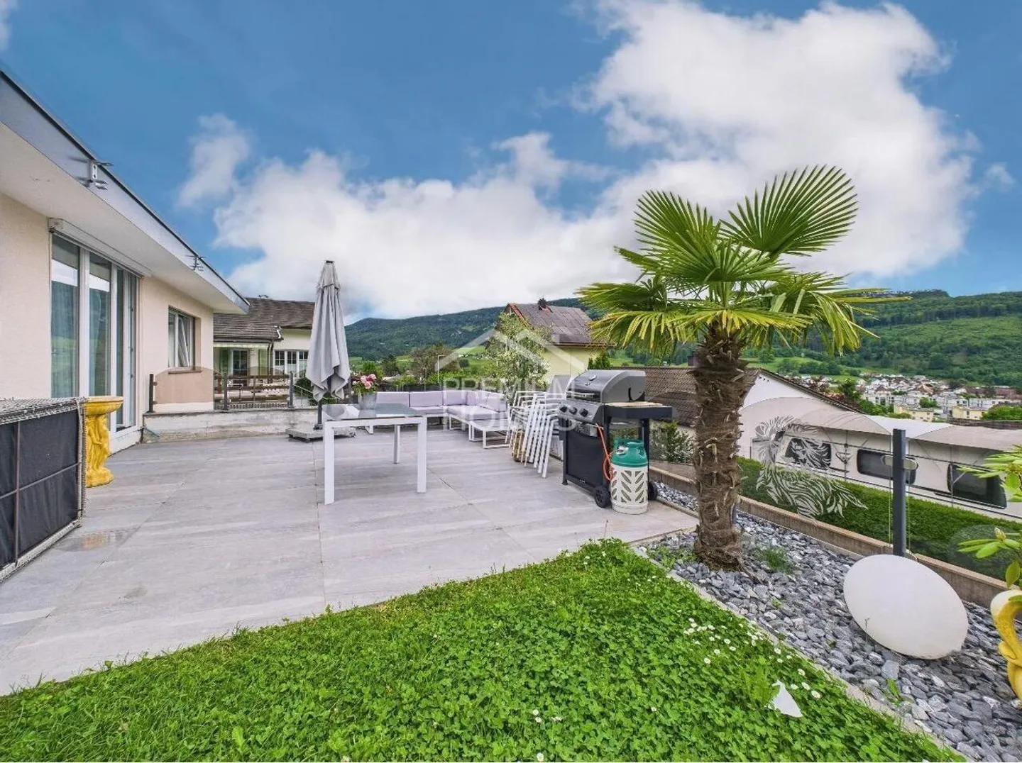 Exclusive Chalet with Stunning Views - Photo 1 of 7