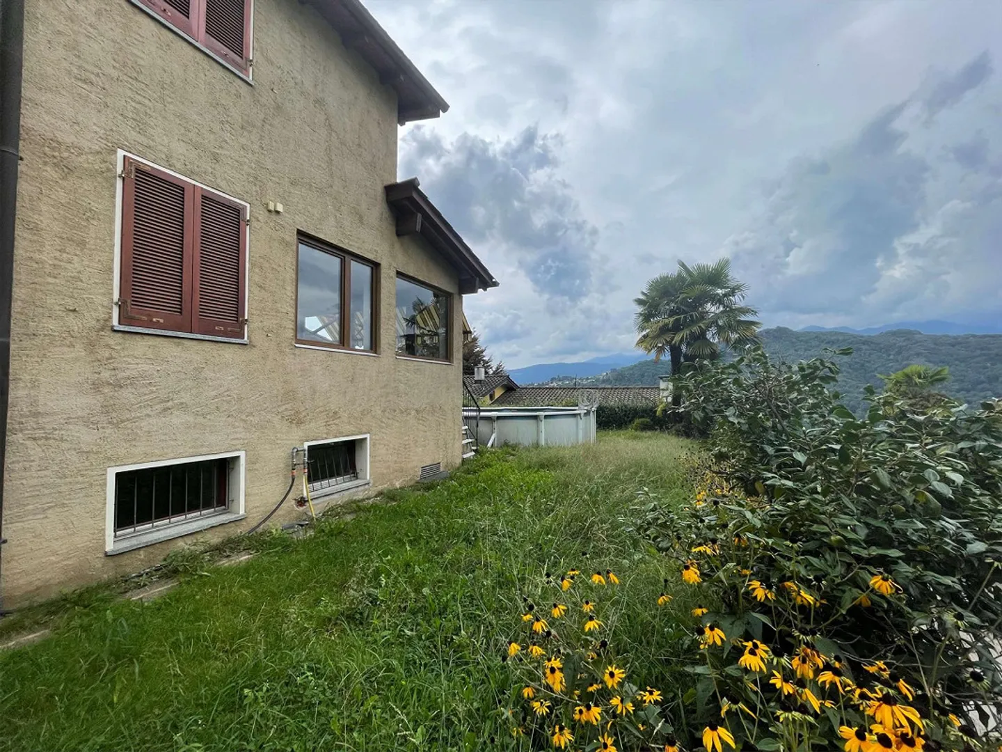 UNFINDABLE SEMI-DETACHED HOUSE 5.5 WITH LARGE GARDEN AND 4 PARKING SPACES - Photo 4 of 12