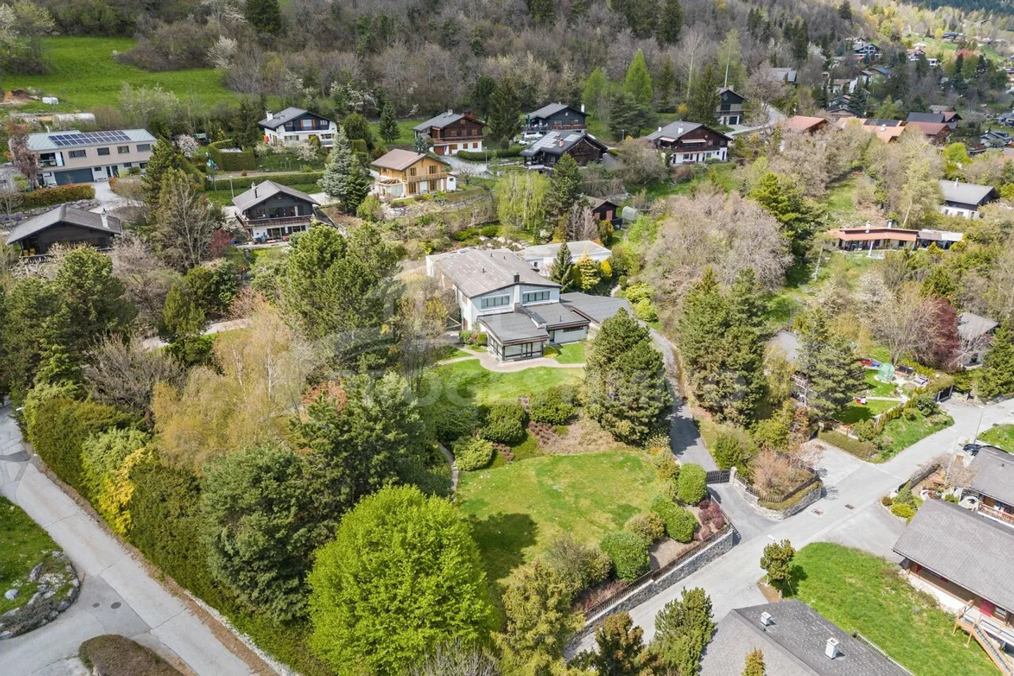 EXCEPTIONAL OBJECT ON A MAGNIFICENT PLOT - Photo 9 of 13