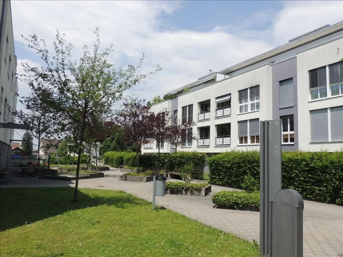 Vivre au cœur de Pfäffikon sans dépôt ! - Photo 1 sur 7