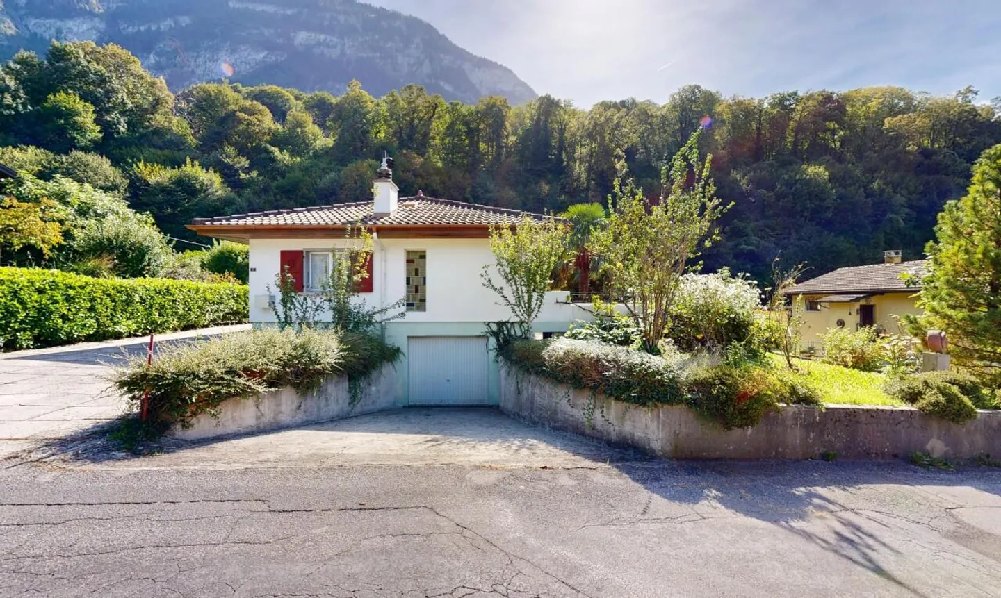 Grande terreno edificabile e casa da ristrutturare nel cuore della tranquillità - Foto 7 di 11