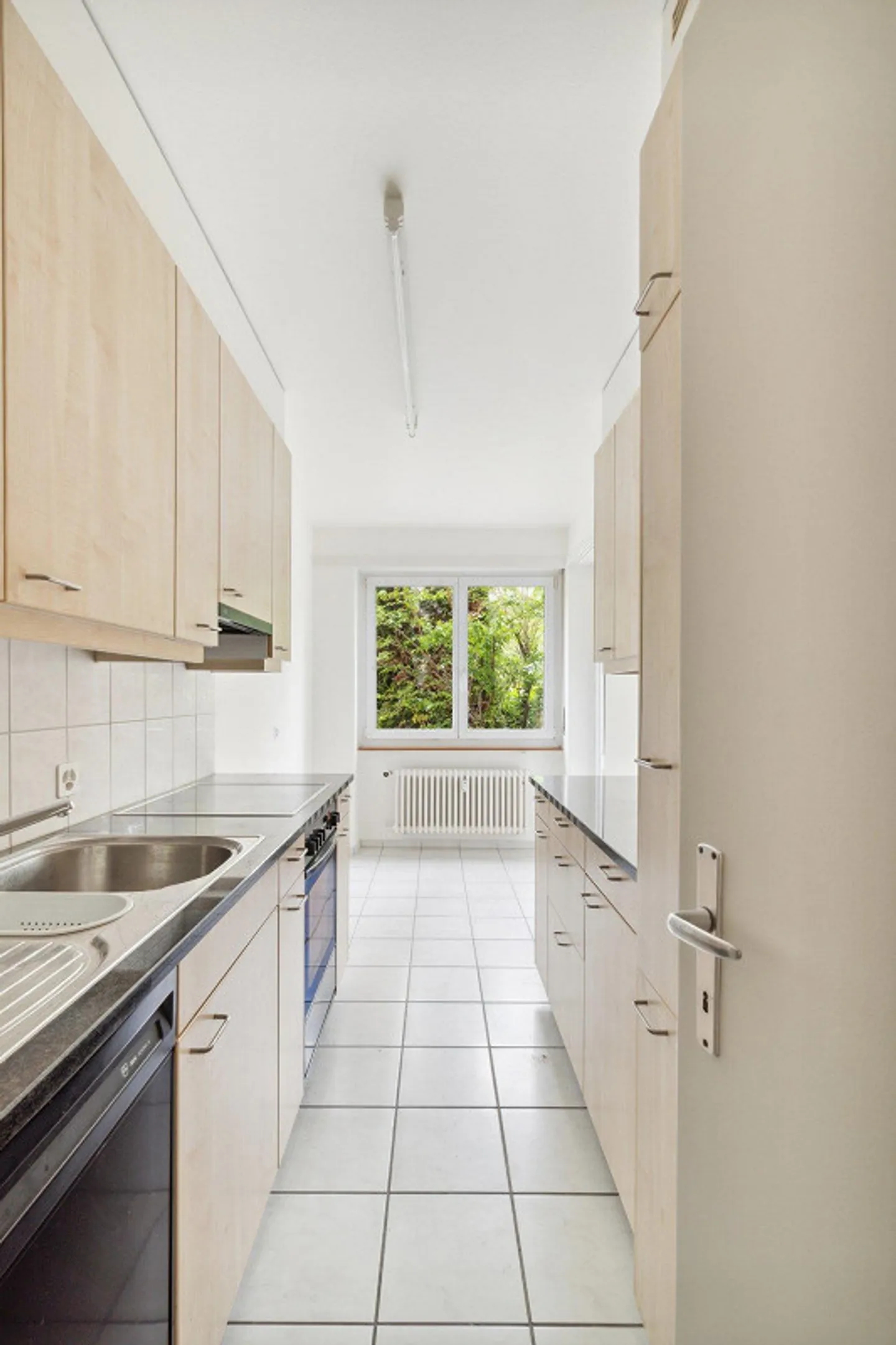 Bright Apartment in Riehen - Photo 2 of 5