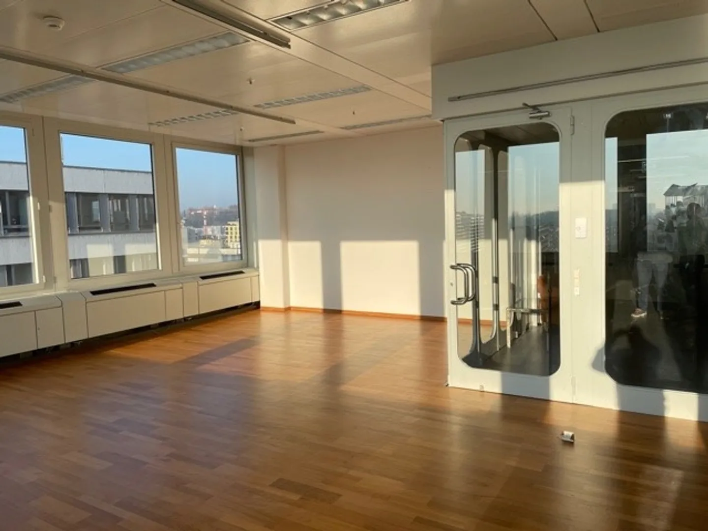 Repräsentativer Raum im TMC zu vermieten Nr. 560, mit schöner Aussicht - Foto 5 von 9