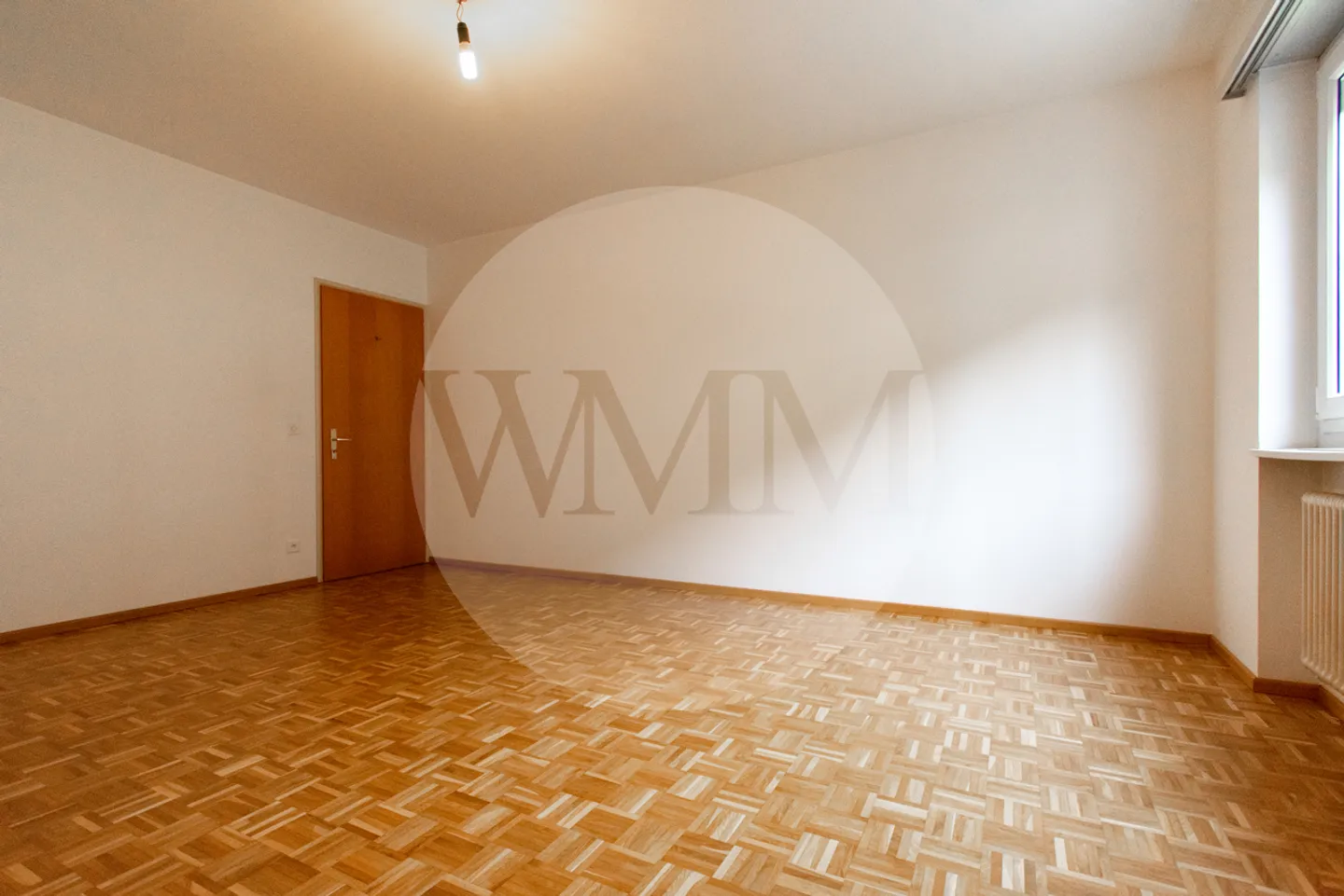 APPARTEMENT SPACIEUX DE 3,5 PIÈCES À CANOBBIO - Photo 6 sur 7