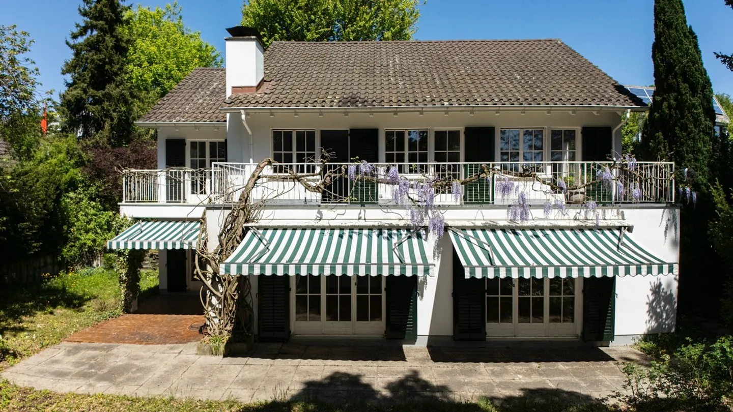 Spacious Family Home with Charm in a Quiet Location in Therwil - Photo 4 of 11