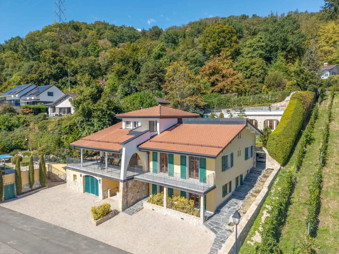 Villa Élégante avec Vue - Photo 2 sur 13
