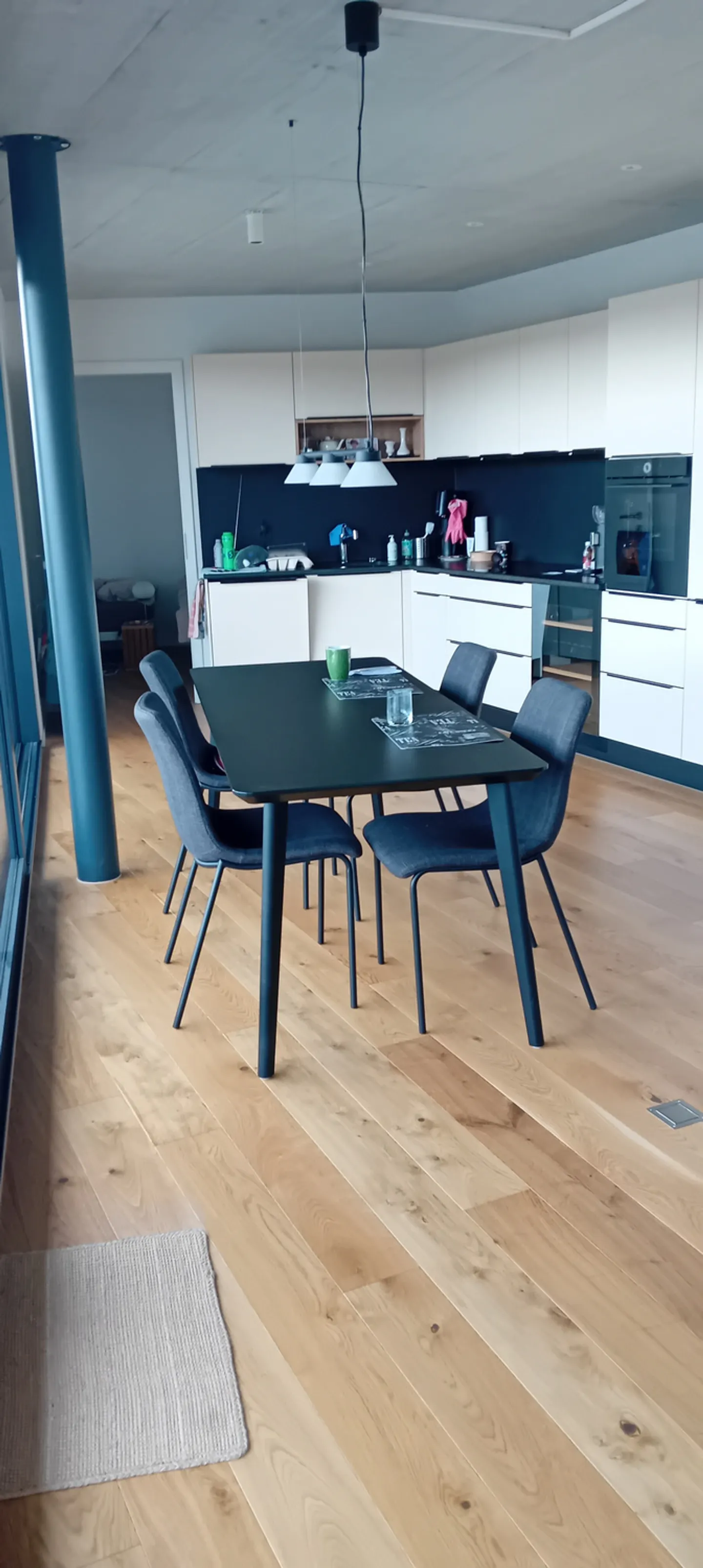 Appartement spacieux avec balcon - Photo 2 sur 10