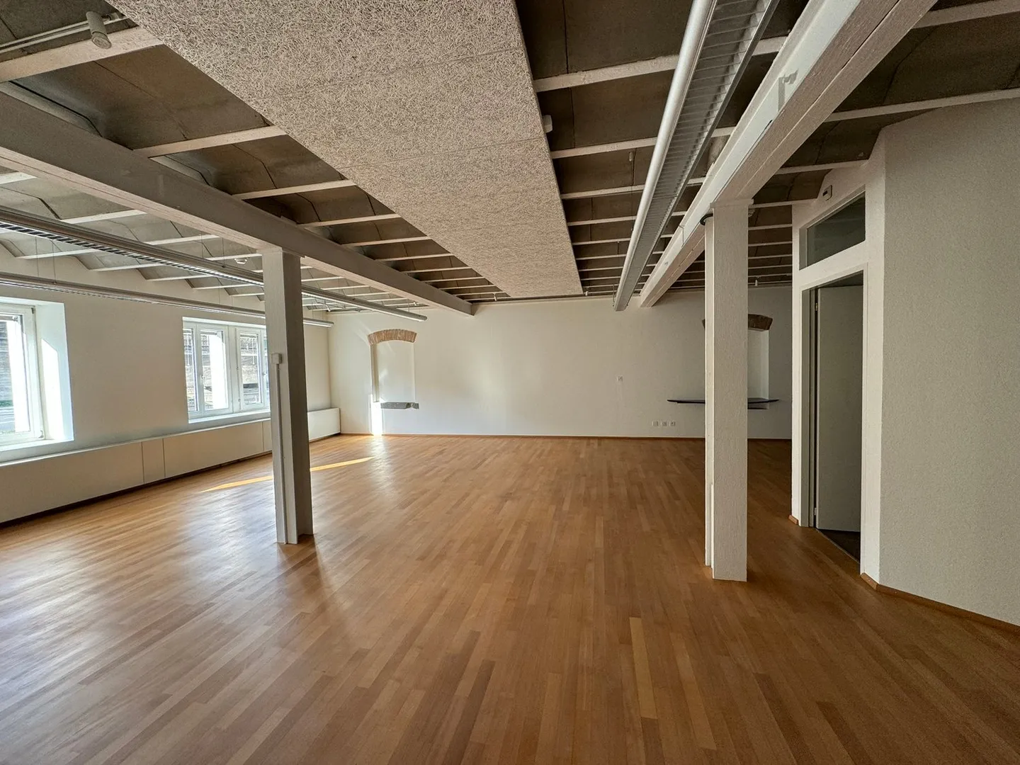 86m2 - Ufficio direttamente sul Reno - Foto 4 di 13