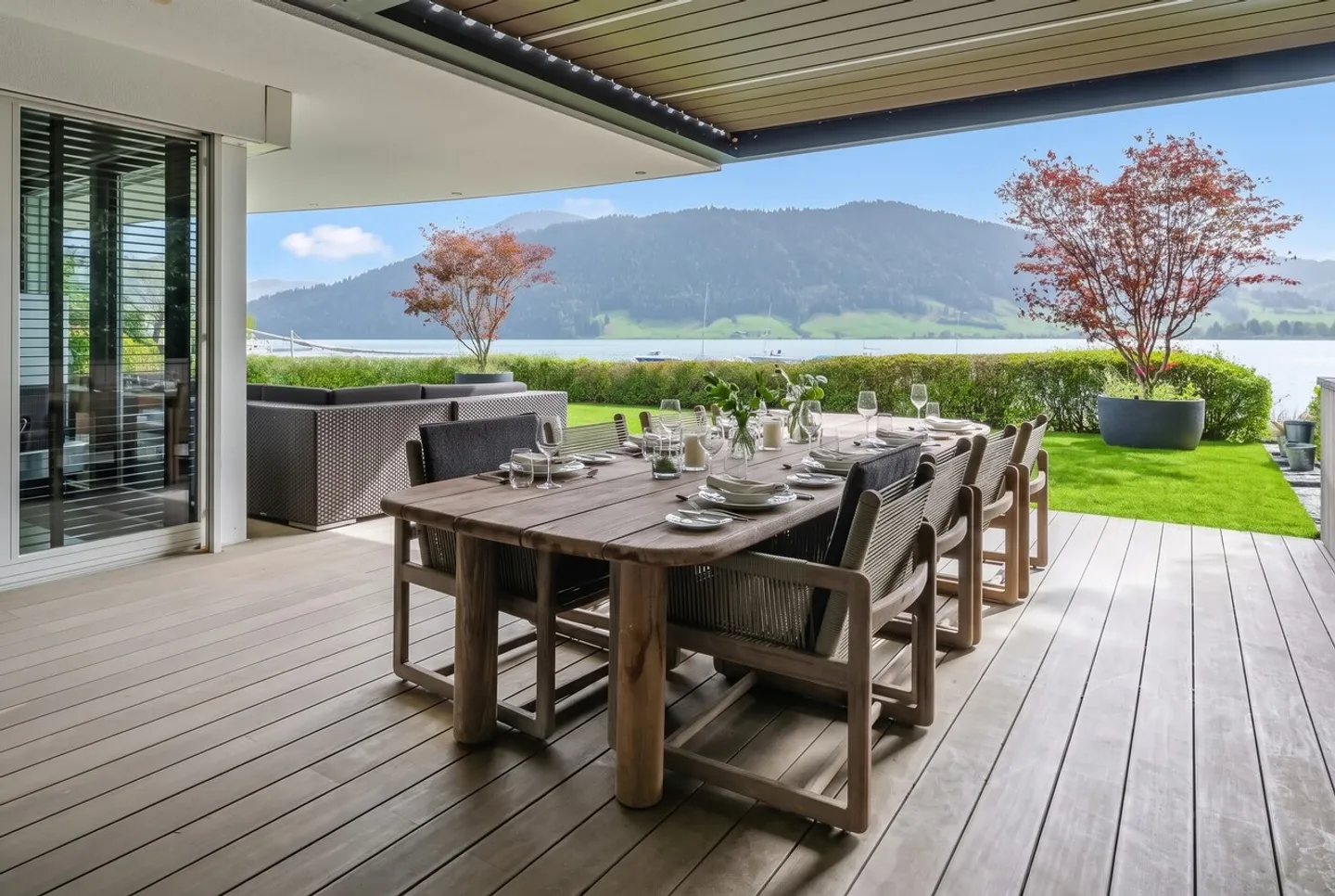 Exclusive Garden Apartment with Lake Access - Photo 6 of 13