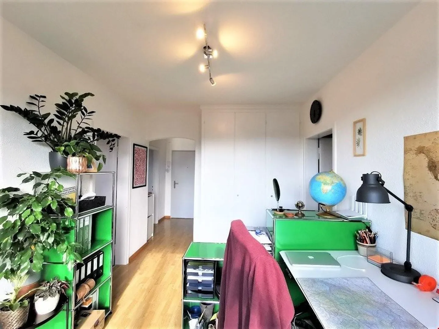 Appartement Charmant avec Vue sur Montagne - Photo 7 sur 12