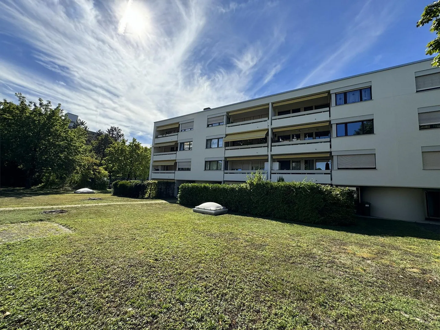 1.5-room apartment with patio & garden, plus parking space - Photo 15 of 16