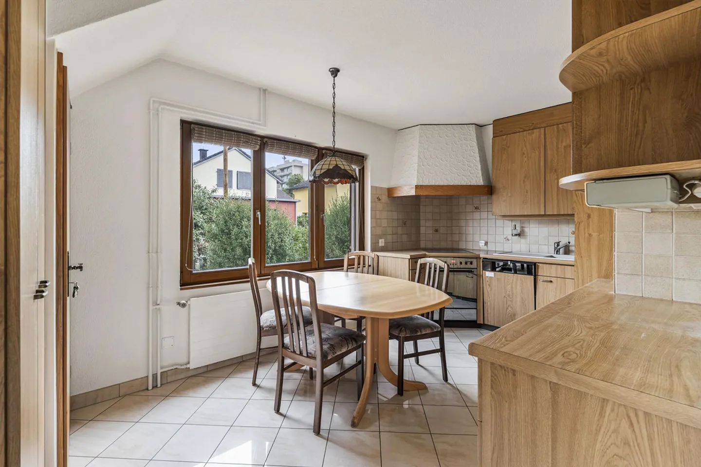 Charmantes 4.5 Zimmer EFH an sonniger Lage und ruhigem Wohnquartier - Photo 4 of 18