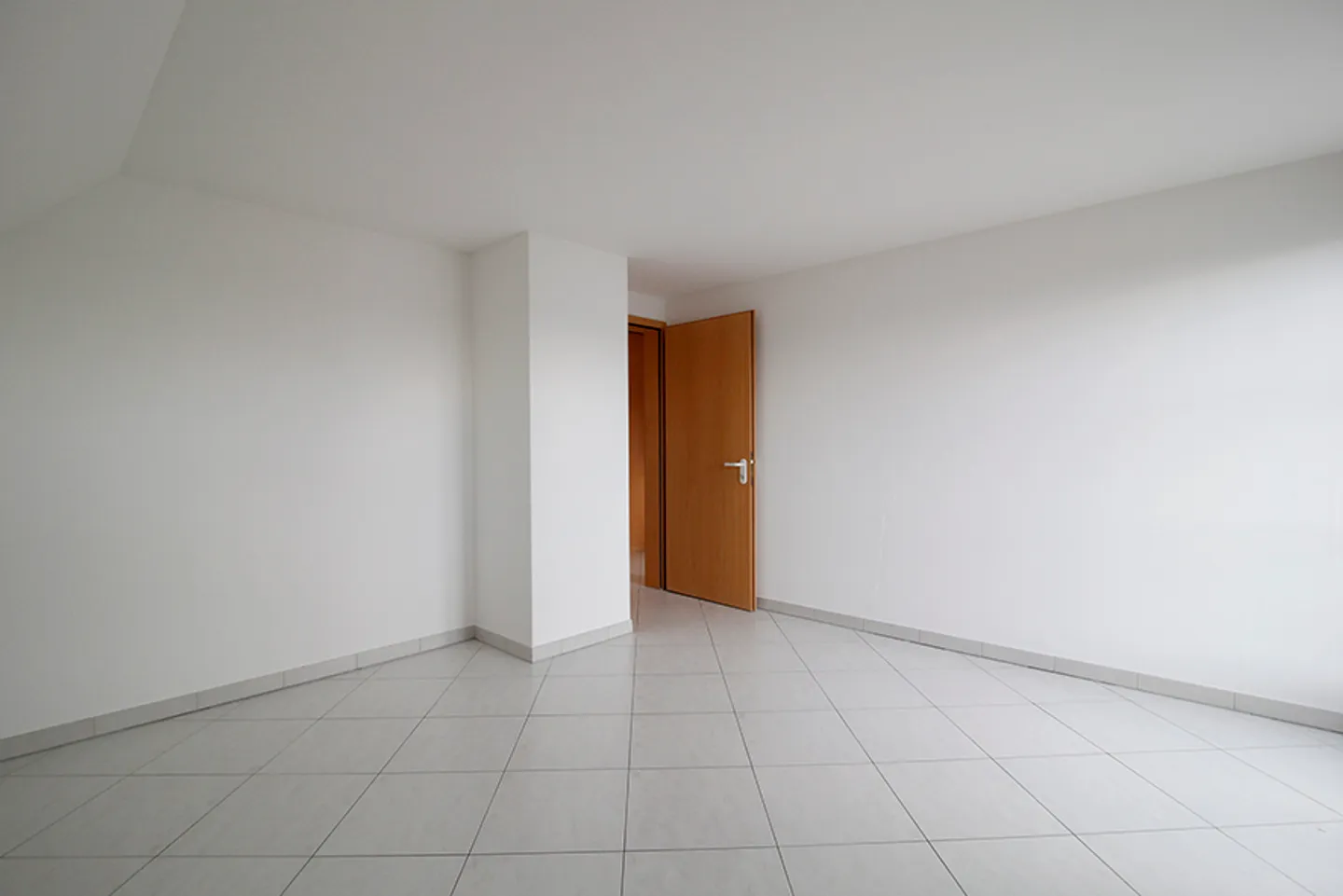 Modernes Apartment in grüner Lage - Foto 5 von 6