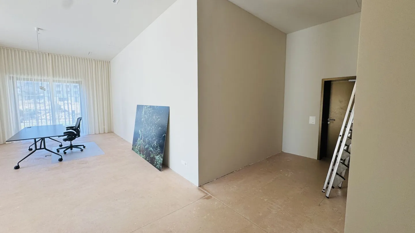 Expanded New Commercial Space - 104 m², 3.50 m Room Height - Photo 5 of 7