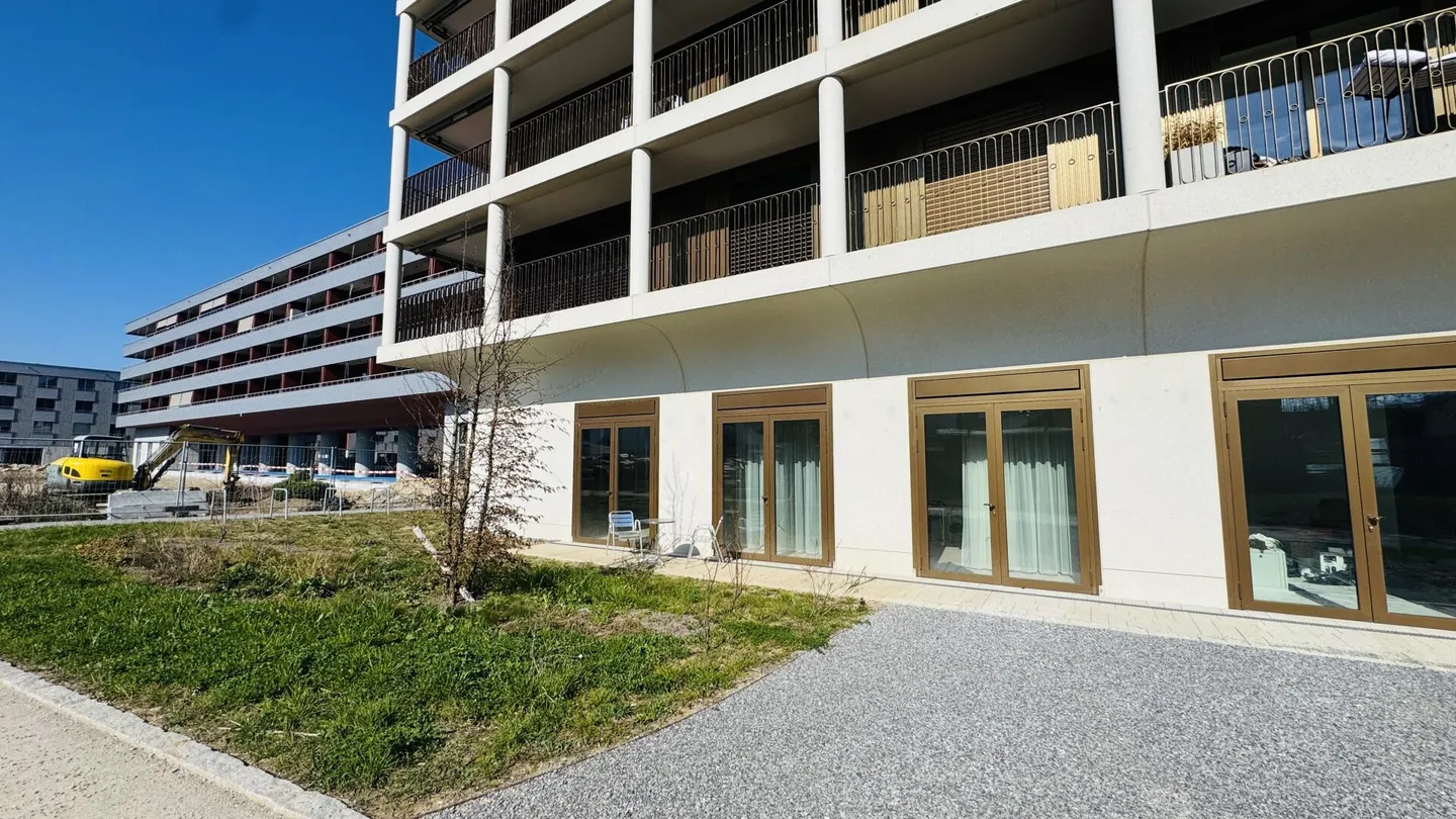 Expanded New Commercial Space - 104 m², 3.50 m Room Height - Photo 6 of 7