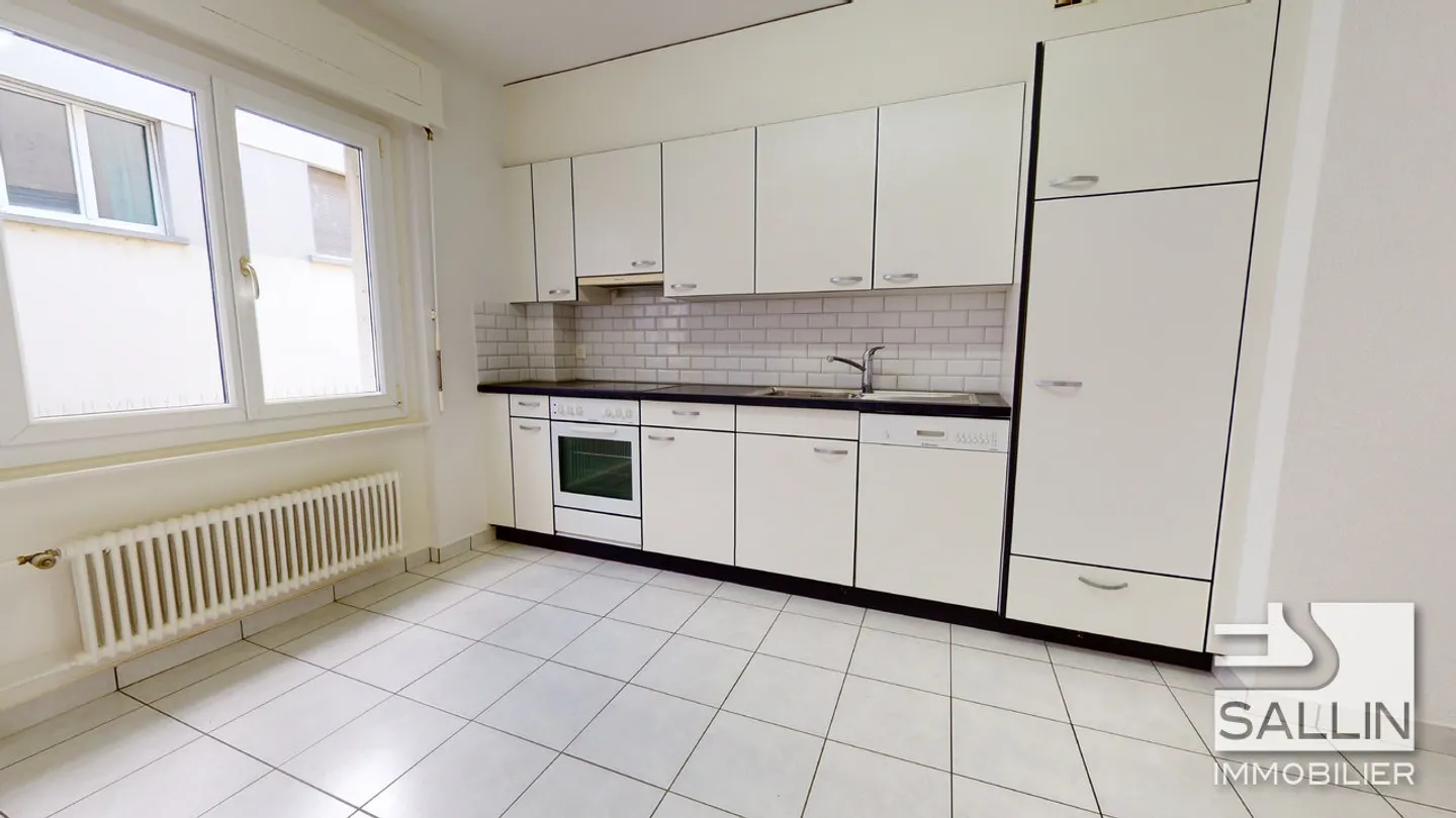 3-ZIMMER-WOHNUNG IM STADTZENTRUM - Foto 2 von 11