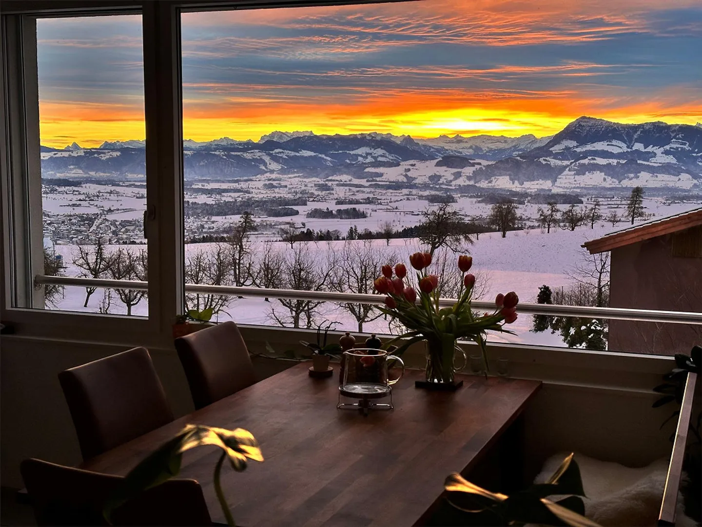 Appartement central de 4 1/2 pièces avec vue sur les montagnes - Photo 10 sur 12