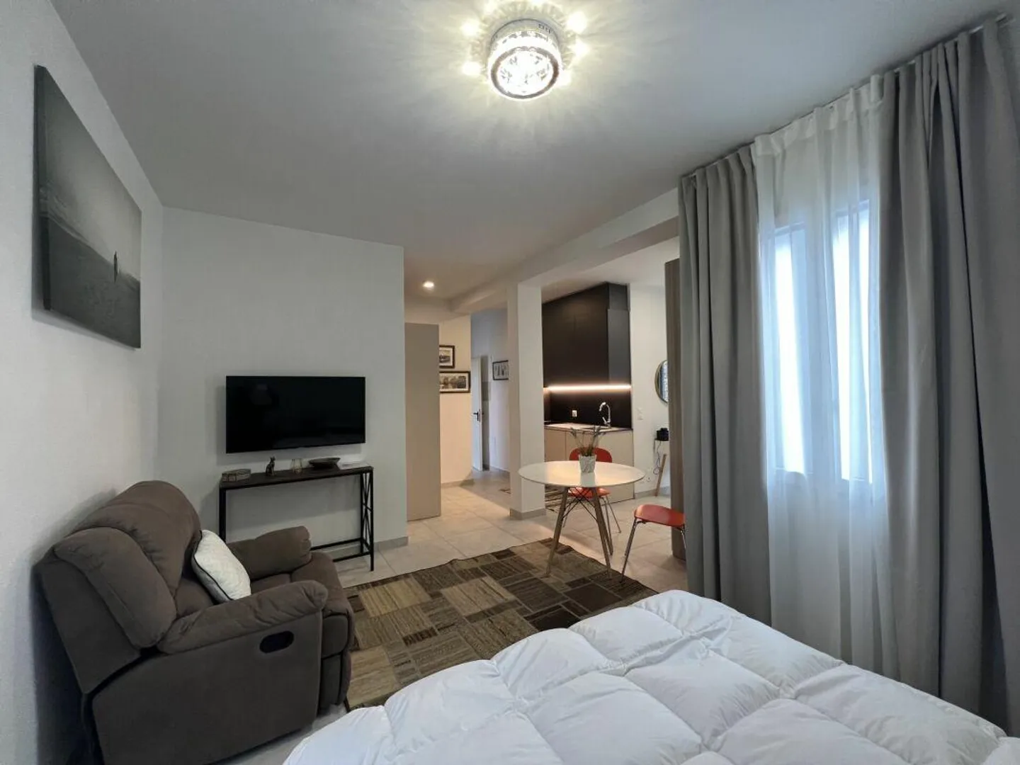 Studio meublé Lugano - Photo 2 sur 9