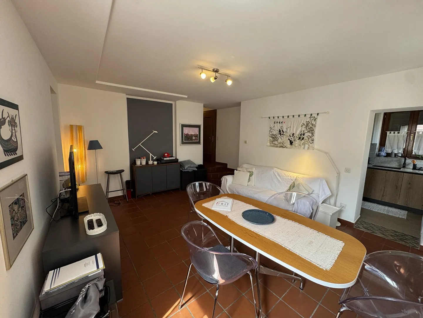 Charmante 2.5 im Herzen des historischen Zentrums von Vezia - Foto 8 von 23