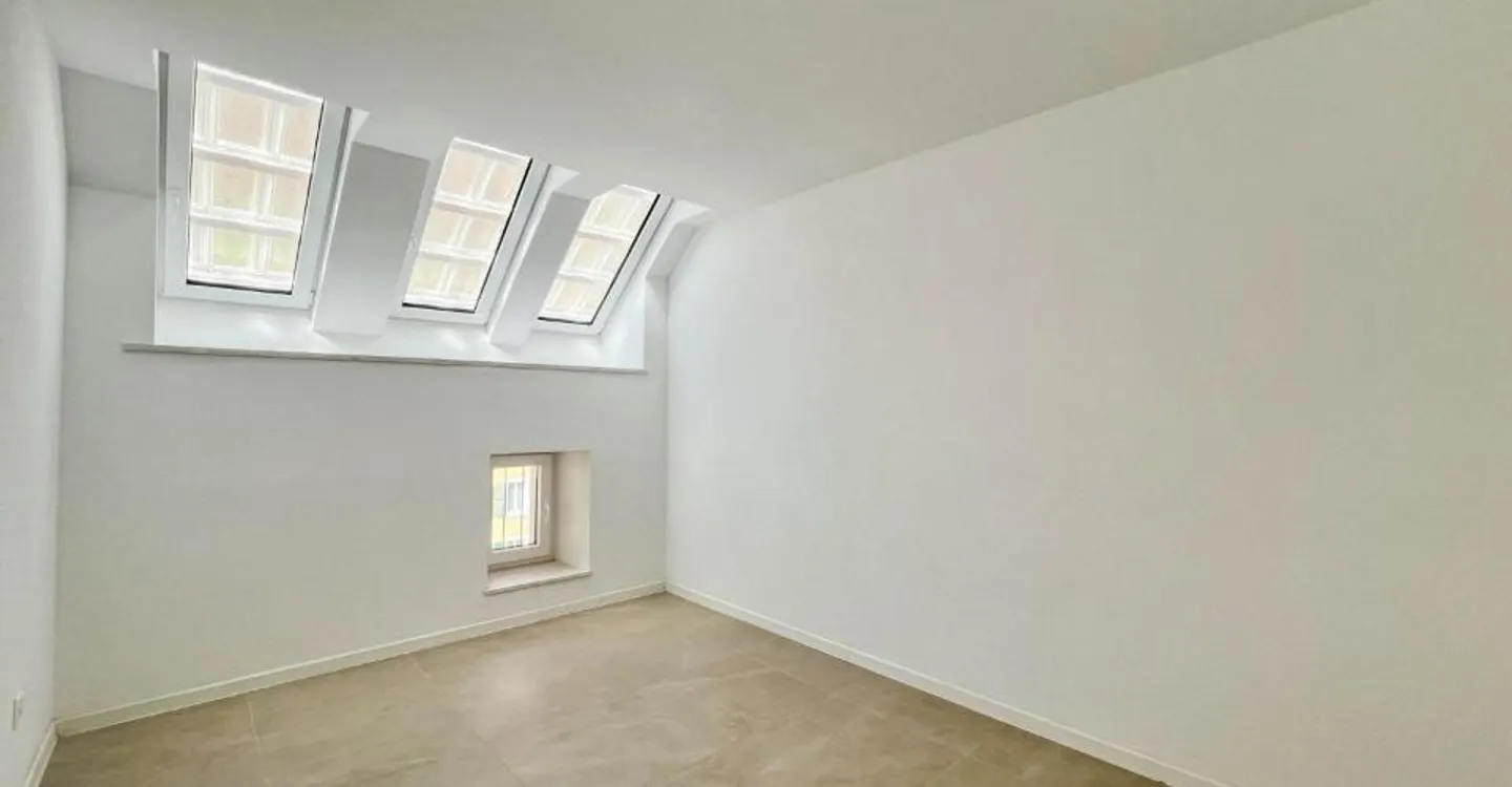 Duplex Charmant dans Quartier Calme - Photo 4 sur 12