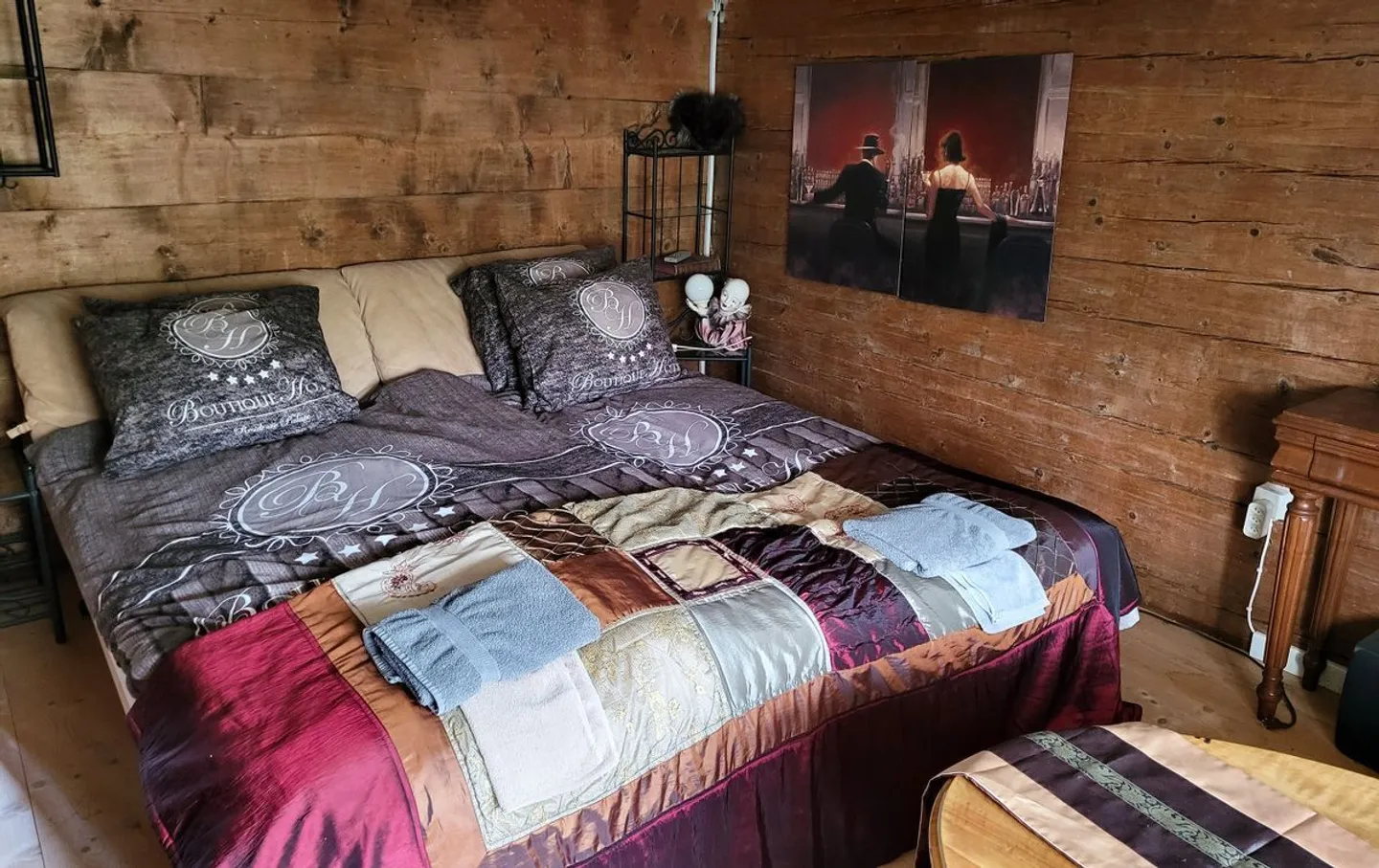 Interesting farmhouse with great potential - Photo 4 of 10